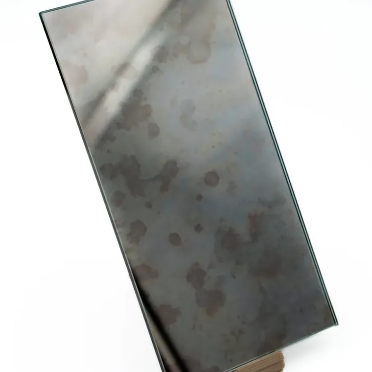 Spegelglas i färgen Antik